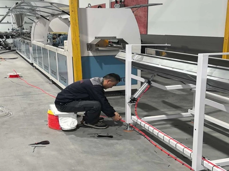 خط تولید WPC به عملیات پایدار در کبک، کانادا دست می یابد