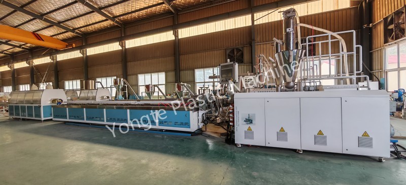 WPC extruder machine